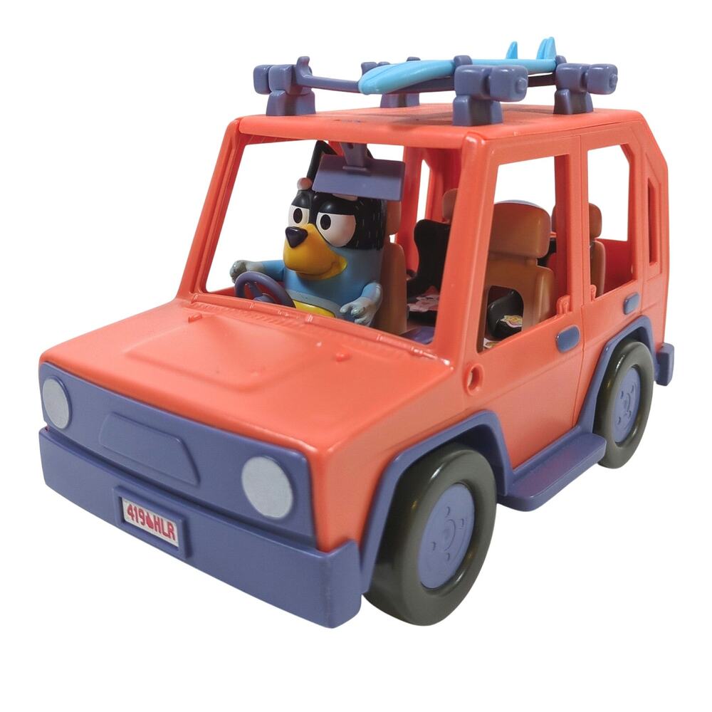 BLUEY Heeler Jeep 4WD Family Vehicle Car with Bandit Figure & Surfboard